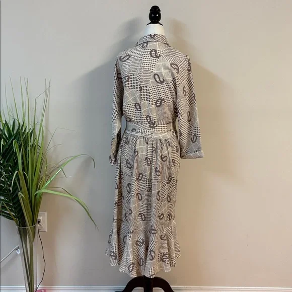 Vintage 70’s Women’s Elegant Beige Patterned Dress size L - Picture 2 of 7